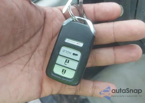 2020 Honda Accord Lx z USA, uszkodzony, nr VIN 1HGCV1F1XLA029543